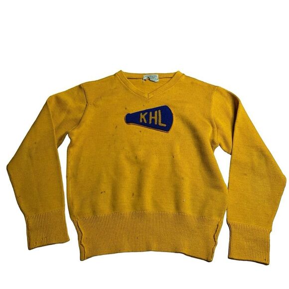 4 Item Sweater Bundle Lot Medium - Picture 8 of 13